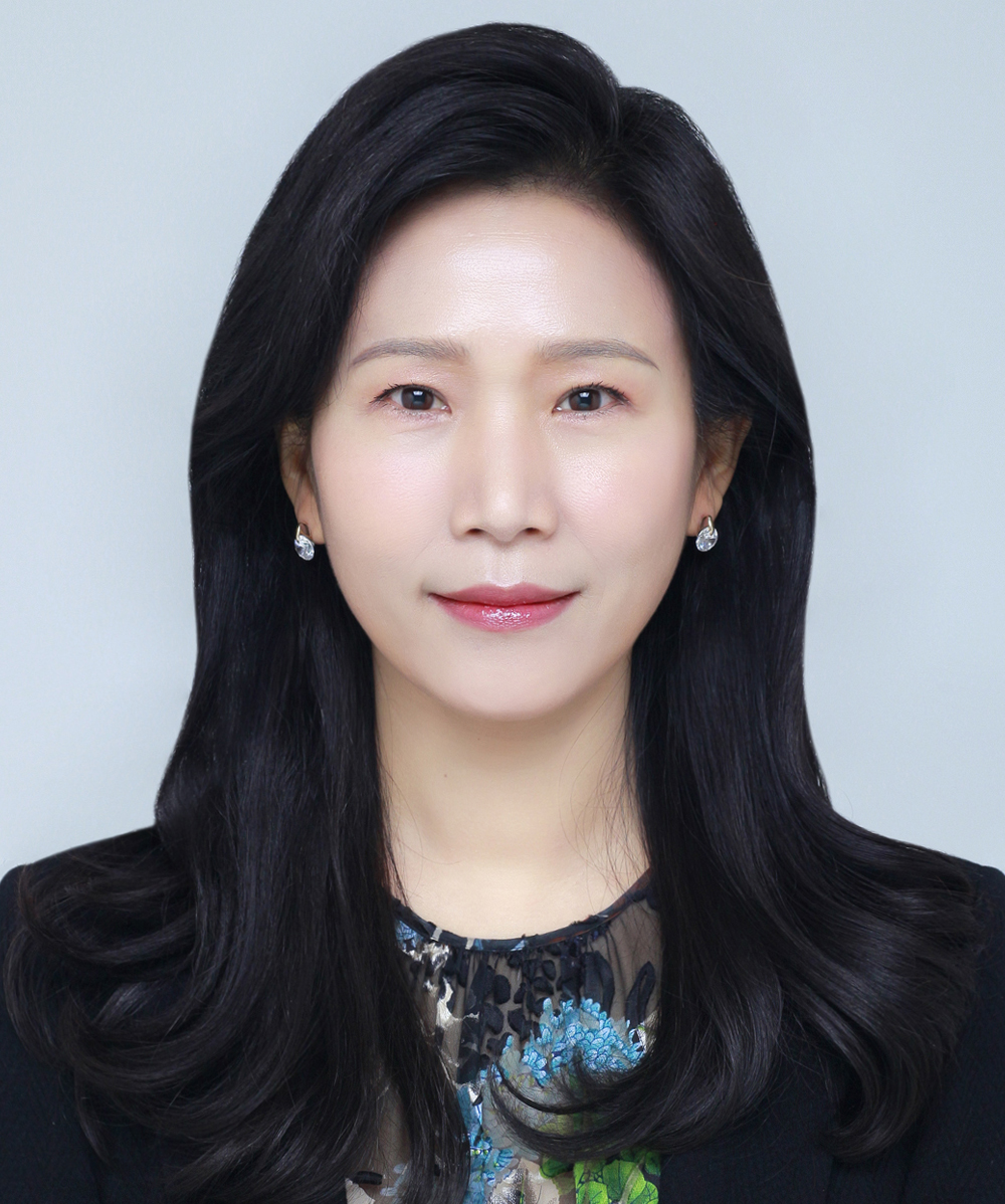 안현영